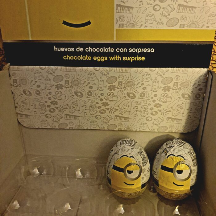 Minions chokladägg med display